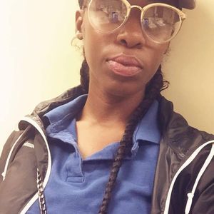 Meet your Posher, Andrea